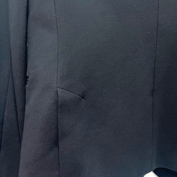 Lands' End Women's Classic tailored Black Suit Jacket 4 - Picture 5 of 10